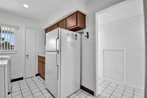 Townhouse in Palm Coast, Florida 2 bedrooms, 104.7 sq.m. № 2097067 - photo 13