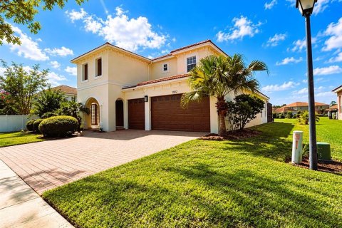 Casa en venta en Kissimmee, Florida, 5 dormitorios, 401.62 m2 № 2412655 - foto 26