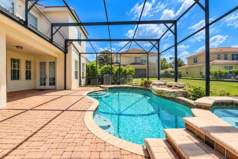 Casa en venta en Kissimmee, Florida, 5 dormitorios, 401.62 m2 № 2412655 - foto 18