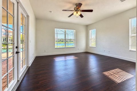 Casa en venta en Kissimmee, Florida, 5 dormitorios, 401.62 m2 № 2412655 - foto 24