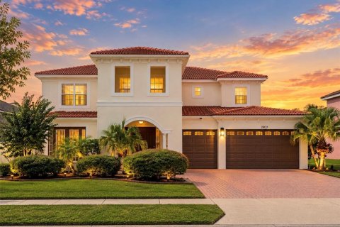 Casa en venta en Kissimmee, Florida, 5 dormitorios, 401.62 m2 № 2412655 - foto 3