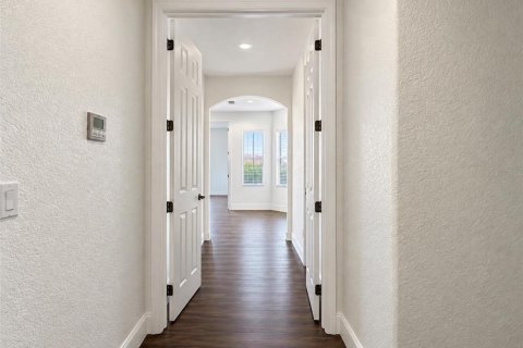 Casa en venta en Kissimmee, Florida, 5 dormitorios, 401.62 m2 № 2412655 - foto 10