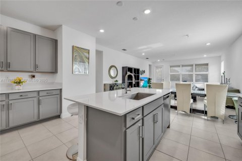 Casa en venta en Deerfield Beach, Florida, 2 dormitorios, 147.71 m2 № 1984331 - foto 6