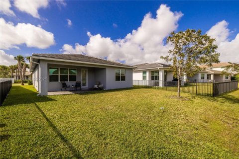 Casa en venta en Deerfield Beach, Florida, 2 dormitorios, 147.71 m2 № 1984331 - foto 28