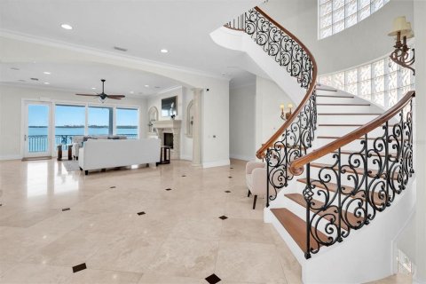 Villa ou maison à vendre à Treasure Island, Floride: 4 chambres, 406.17 m2 № 1585498 - photo 13