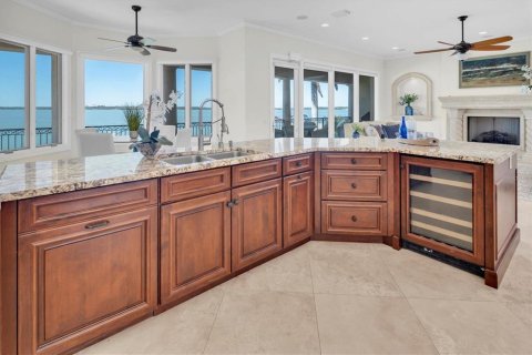 Villa ou maison à vendre à Treasure Island, Floride: 4 chambres, 406.17 m2 № 1585498 - photo 22