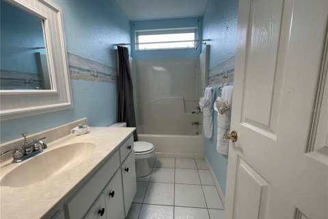 House in Rotonda, Florida 3 bedrooms, 198.72 sq.m. № 890935 - photo 26