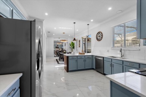 Villa ou maison à vendre à Davenport, Floride: 5 chambres, 213.58 m2 № 2148245 - photo 9