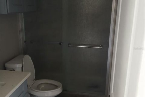 Appartement à louer à Zephyrhills, Floride: 2 chambres, 80.82 m2 № 2118505 - photo 7
