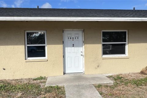 Appartement à Zephyrhills, Floride 2 chambres, 80.82 m2 № 2118505