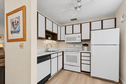 Copropriété à vendre à Vero Beach, Floride: 2 chambres, 92.9 m2 № 2181585 - photo 4