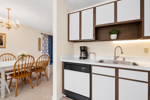 Copropriété à vendre à Vero Beach, Floride: 2 chambres, 92.9 m2 № 2181585 - photo 5
