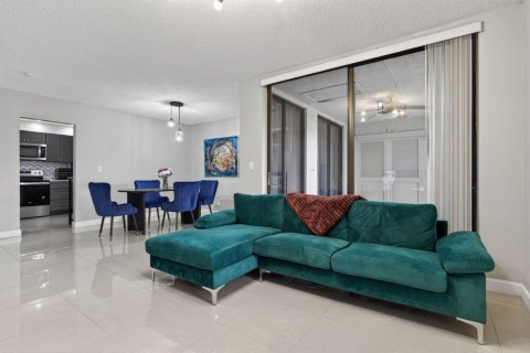 Copropriété à vendre à Coconut Creek, Floride: 2 chambres, 90.86 m2 № 2245604 - photo 5