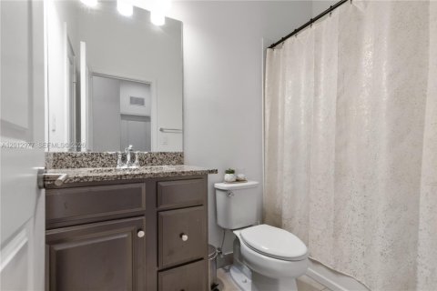 Adosado en venta en Homestead, Florida, 3 dormitorios, 142.14 m2 № 2076146 - foto 16
