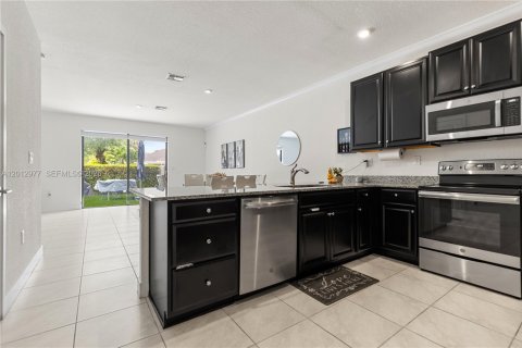 Adosado en venta en Homestead, Florida, 3 dormitorios, 142.14 m2 № 2076146 - foto 6