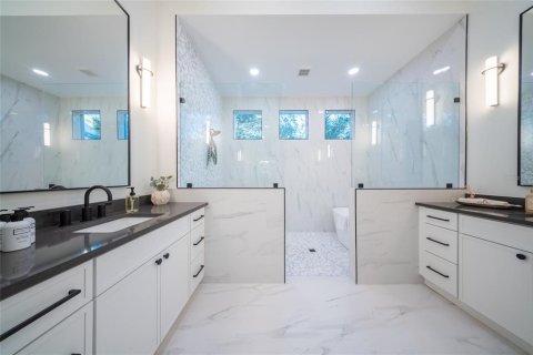 Купить виллу или дом в Сарасота, Флорида 10 комнат, 311.78м2, № 1246820 - фото 19