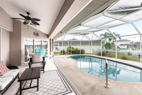 House in Punta Gorda, Florida 3 bedrooms, 255.67 sq.m. № 1907908 - photo 28