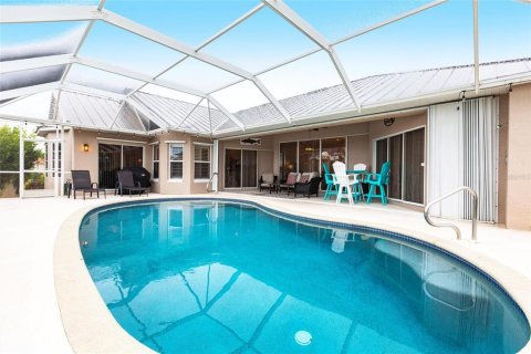 House in Punta Gorda, Florida 3 bedrooms, 255.67 sq.m. № 1907908 - photo 30