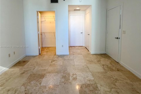 Copropriété à louer à Miami, Floride: 1 chambre, 87.79 m2 № 2022208 - photo 26