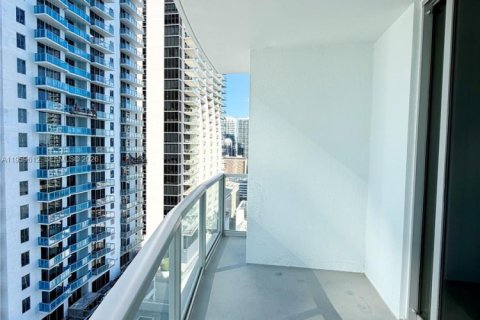 Copropriété à louer à Miami, Floride: 1 chambre, 87.79 m2 № 2022208 - photo 21
