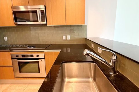 Copropriété à louer à Miami, Floride: 1 chambre, 87.79 m2 № 2022208 - photo 8