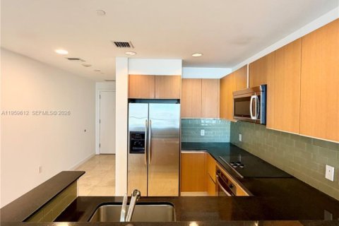 Copropriété à louer à Miami, Floride: 1 chambre, 87.79 m2 № 2022208 - photo 6