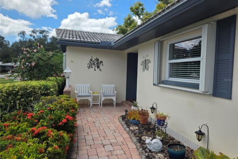 Villa ou maison à louer à Seminole, Floride: 2 chambres, 130.06 m2 № 2388145 - photo 8