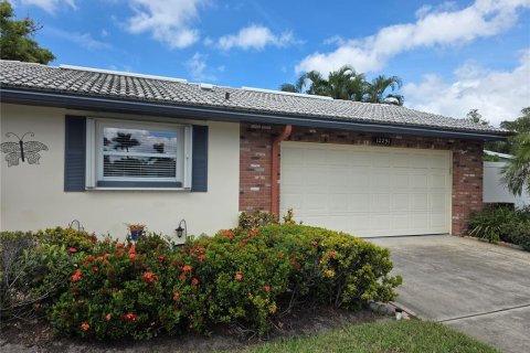 Villa ou maison à louer à Seminole, Floride: 2 chambres, 130.06 m2 № 2388145 - photo 3