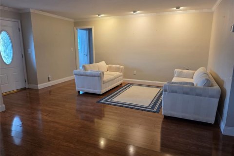 Villa ou maison à louer à Seminole, Floride: 2 chambres, 130.06 m2 № 2388145 - photo 21