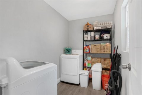 Townhouse in Altamonte Springs, Florida 2 bedrooms, 89.74 sq.m. № 1760525 - photo 11