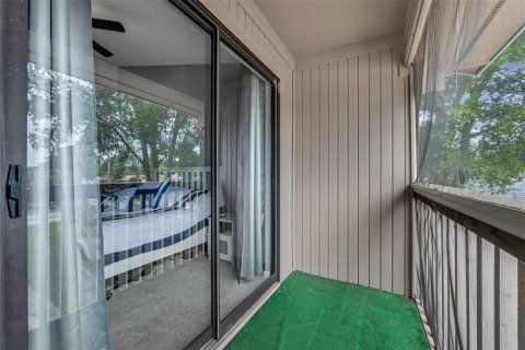 Townhouse in Altamonte Springs, Florida 2 bedrooms, 89.74 sq.m. № 1760525 - photo 24