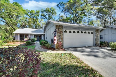 Casa en venta en DeLand, Florida, 3 dormitorios, 146.32 m2 № 1590232 - foto 1