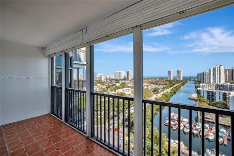 Copropriété à louer à Aventura, Floride: 1 chambre, 84.82 m2 № 1957091 - photo 10