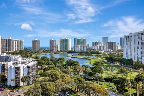 Copropriété à louer à Aventura, Floride: 1 chambre, 84.82 m2 № 1957091 - photo 13