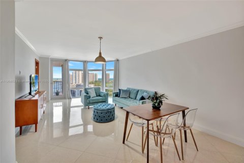 Copropriété à louer à Aventura, Floride: 1 chambre, 84.82 m2 № 1957091 - photo 6