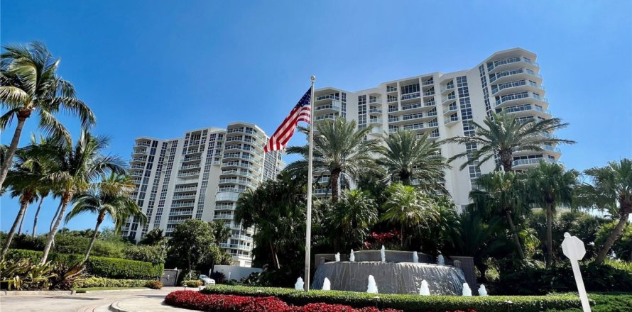 Condo in Hollywood, Florida, 2 bedrooms  № 2173163