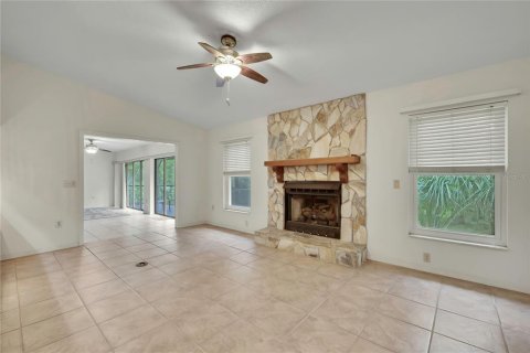 Casa en venta en Homosassa, Florida, 3 dormitorios, 199.46 m2 № 2195781 - foto 17