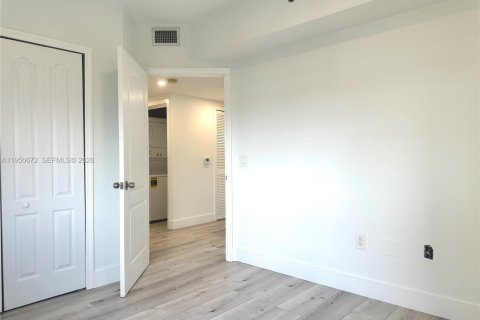 Appartement à louer à Miami, Floride: 3 chambres, 112.23 m2 № 2006977 - photo 19