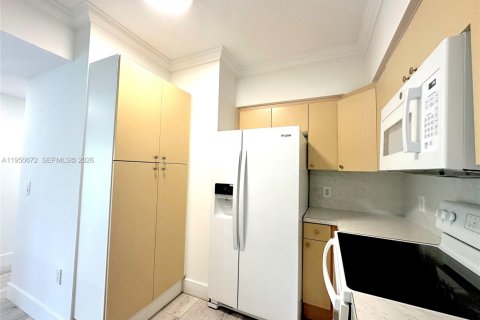 Appartement à louer à Miami, Floride: 3 chambres, 112.23 m2 № 2006977 - photo 9