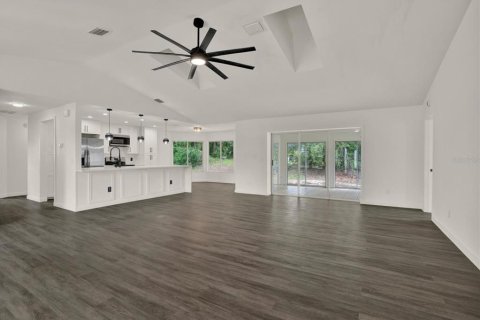 Villa ou maison à vendre à Spring Hill, Floride: 3 chambres, 165.18 m2 № 2203466 - photo 6