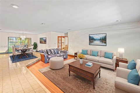 Купить виллу или дом в Майами, Флорида 3 спальни, 202.62м2, № 2005662 - фото 5