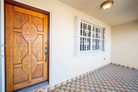 Купить виллу или дом в Майами, Флорида 3 спальни, 202.62м2, № 2005662 - фото 3