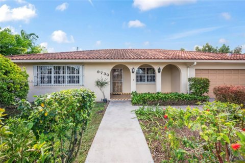 Дом в Майами, Флорида 3 спальни, 202.62м2 № 2005662