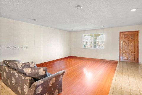 Купить виллу или дом в Майами, Флорида 3 спальни, 202.62м2, № 2005662 - фото 6