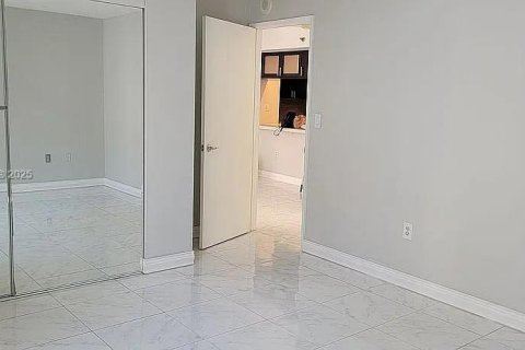 Copropriété à vendre à Miami, Floride: 1 chambre, 53.42 m2 № 1821802 - photo 7