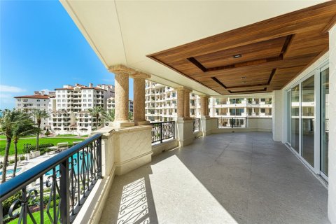 Condominio en venta en Miami Beach, Florida, 3 dormitorios, 331.38 m2 № 2154852 - foto 26