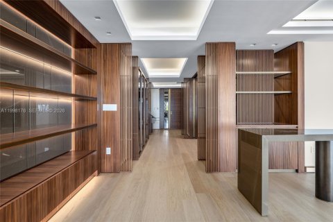 Condominio en venta en Miami Beach, Florida, 3 dormitorios, 331.38 m2 № 2154852 - foto 13