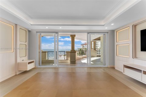 Condominio en venta en Miami Beach, Florida, 3 dormitorios, 331.38 m2 № 2154852 - foto 24