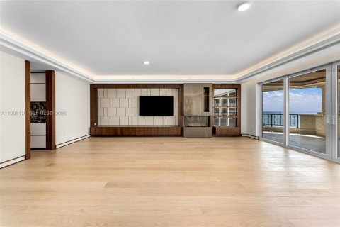 Condominio en venta en Miami Beach, Florida, 3 dormitorios, 331.38 m2 № 2154852 - foto 4