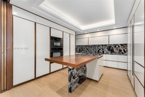 Condominio en venta en Miami Beach, Florida, 3 dormitorios, 331.38 m2 № 2154852 - foto 15